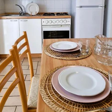 Azzurro Apartment *