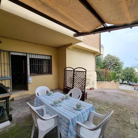 Azzurro Apartment *